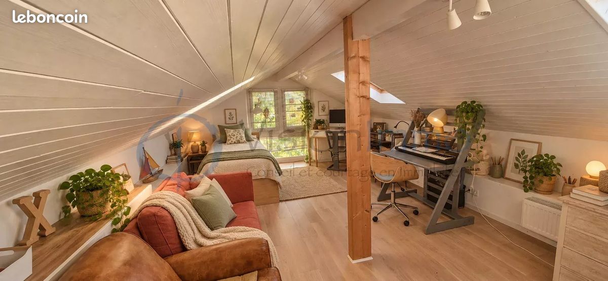 Maison 7 pièces 150 m² · à Saint-Julien-en-Genevois · 150 m² · 799 000 €