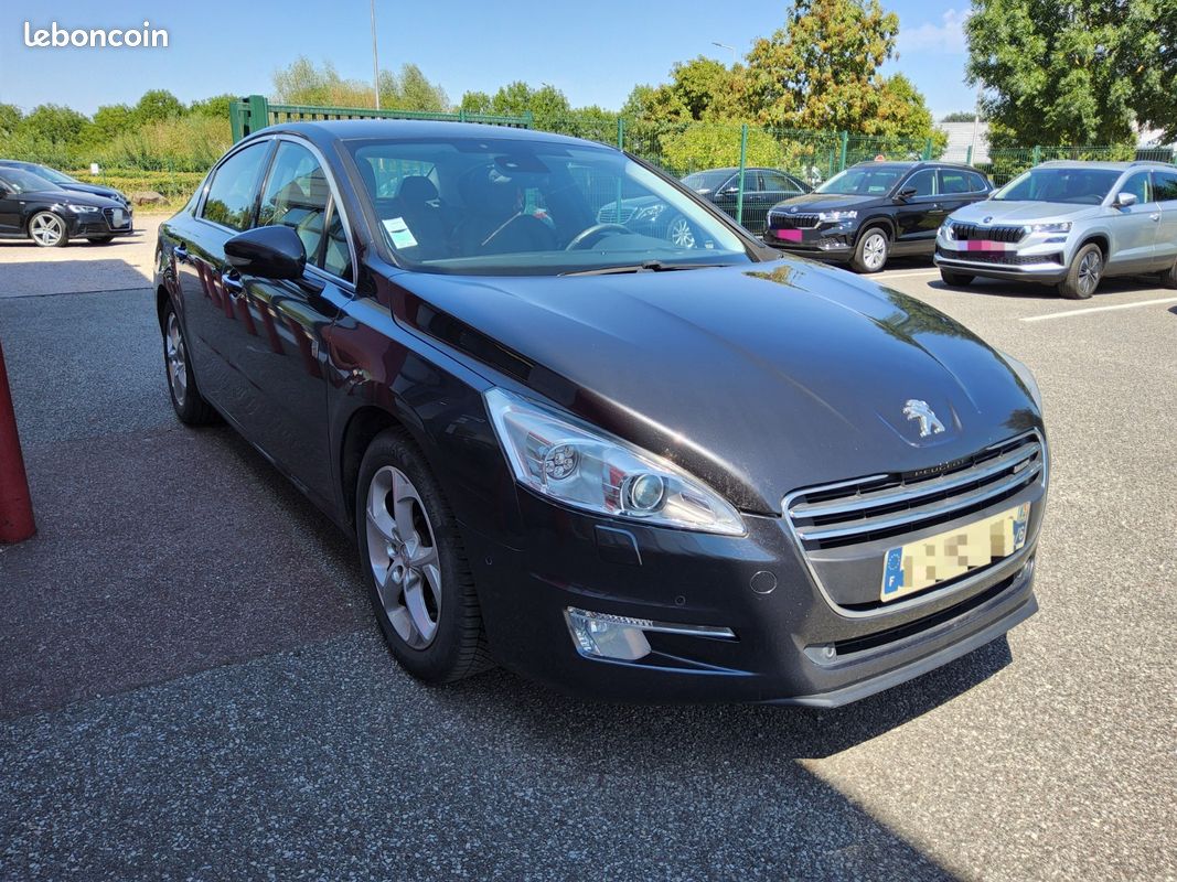 PEUGEOT 508 HYBRID4 2.0 HDi 163ch FAP BMP6 + Electric 37ch Féline (image 2)
