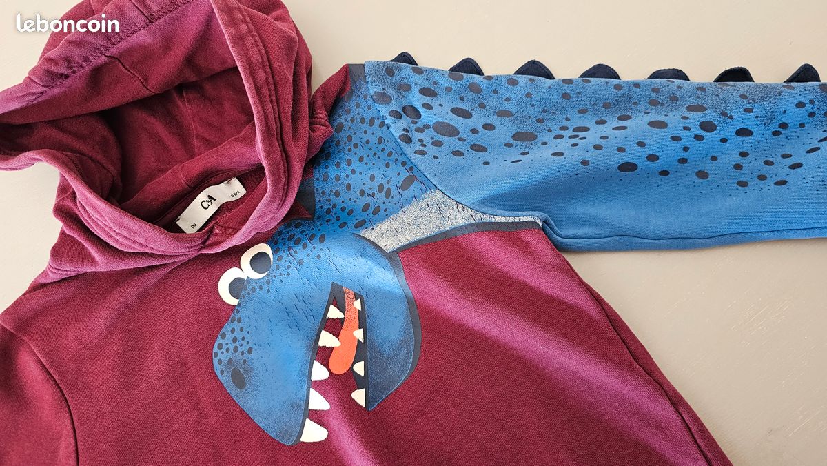 Sweat à capuche, marque C&A 6 ans (image 3)