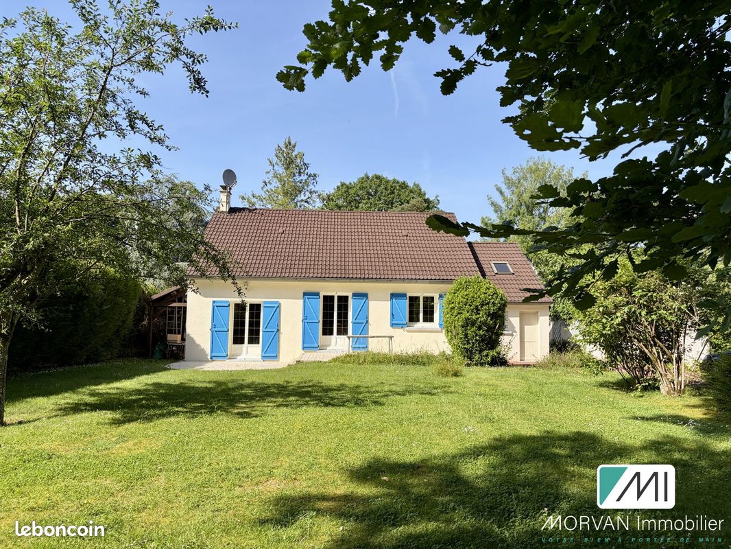 Maison 5 pièces 100 m² · à Lévis-Saint-Nom · 100 m² · 386 500 €