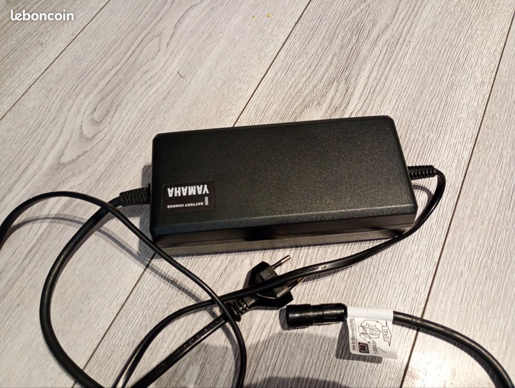 Vélo Store Chargeur de batterie Yamaha 36 DU 2015