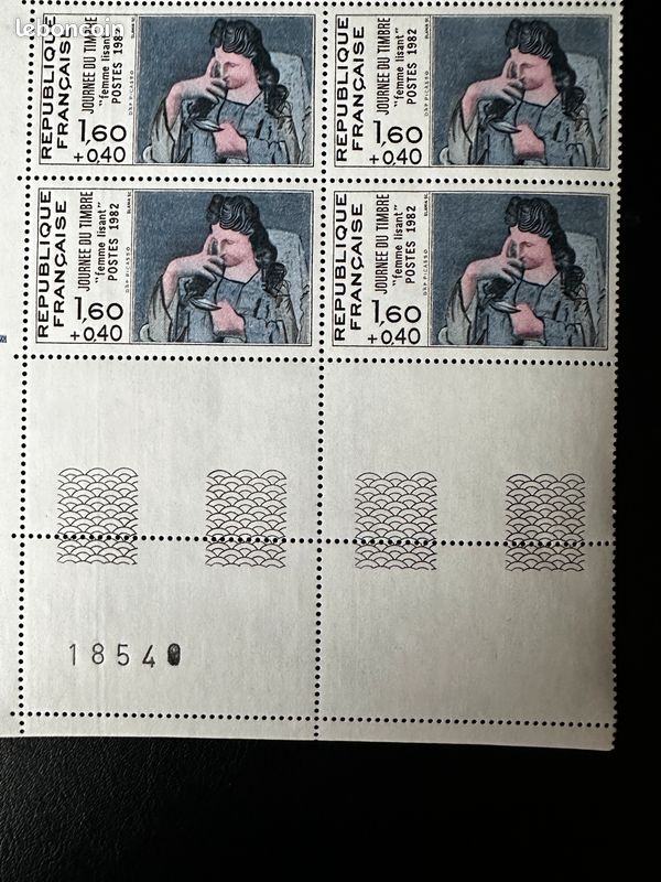 Lot de timbres journée du timbre 1982, "femme lisant" ✉️ (image 4)