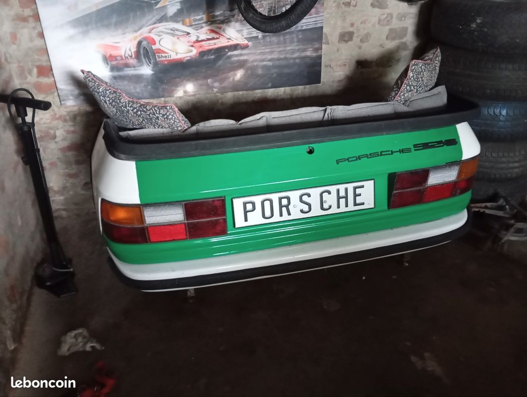 Canapé face arrière Porsche 924 (image 1)
