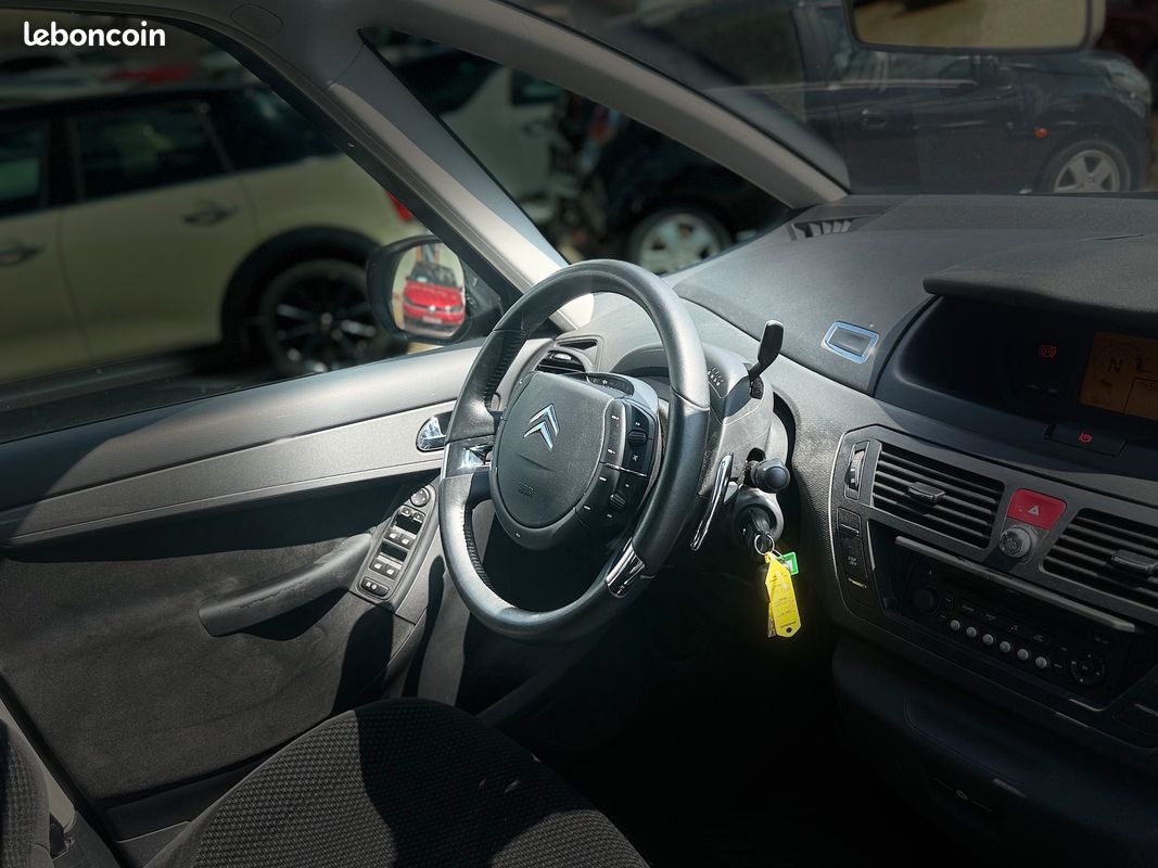 CITROEN C4 PICASSO 1.6 HDI 110 CV * Automatique * 1 Ere Main * 88 000 Kms (image 6)