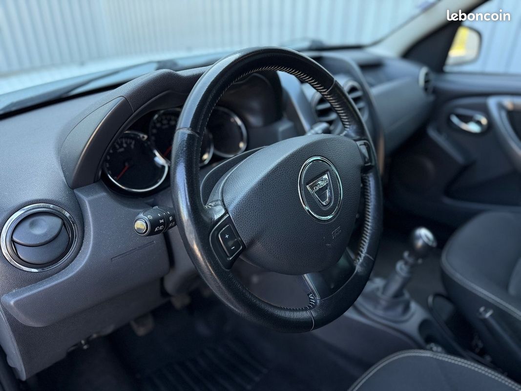 Dacia DUSTER 1.5 DCI 110CH PRESTIGE 4X4 (image 8)