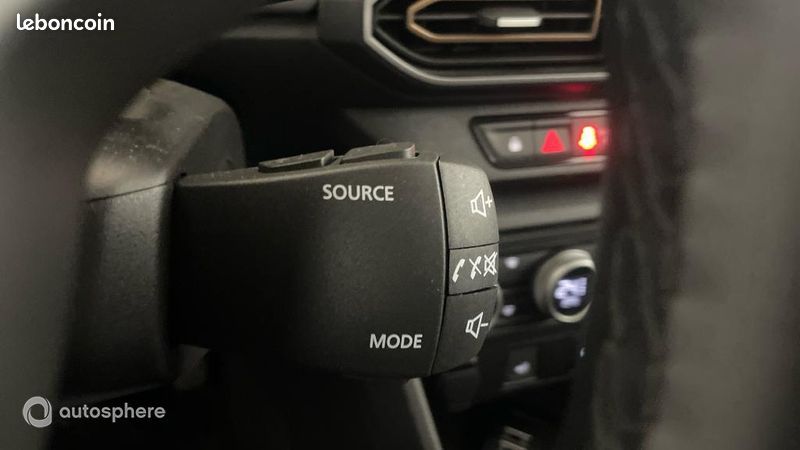 Dacia Sandero 1.0 ECO-G 100ch Stepway Extreme + -24 (image 28)