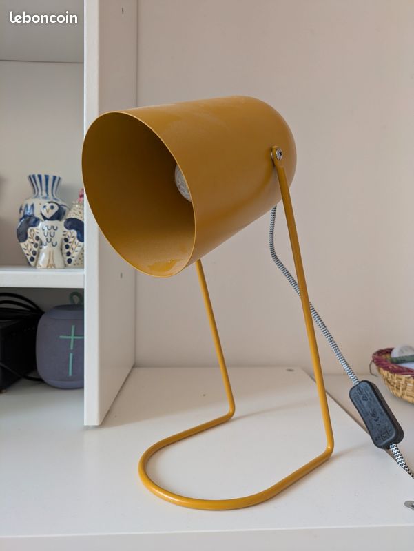 Lampe sur pied (image 2)