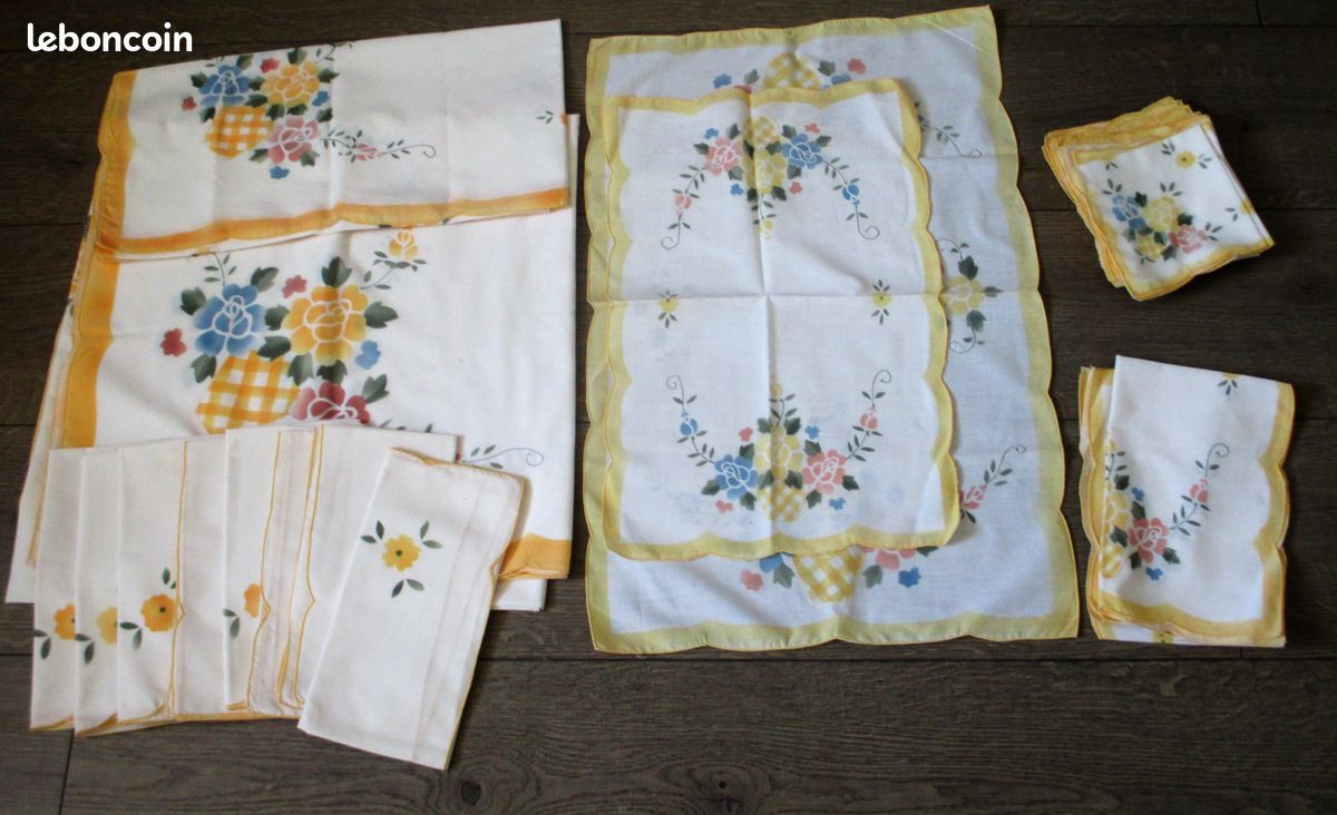 Parure de table 2 nappes, serviettes...... (image 1)