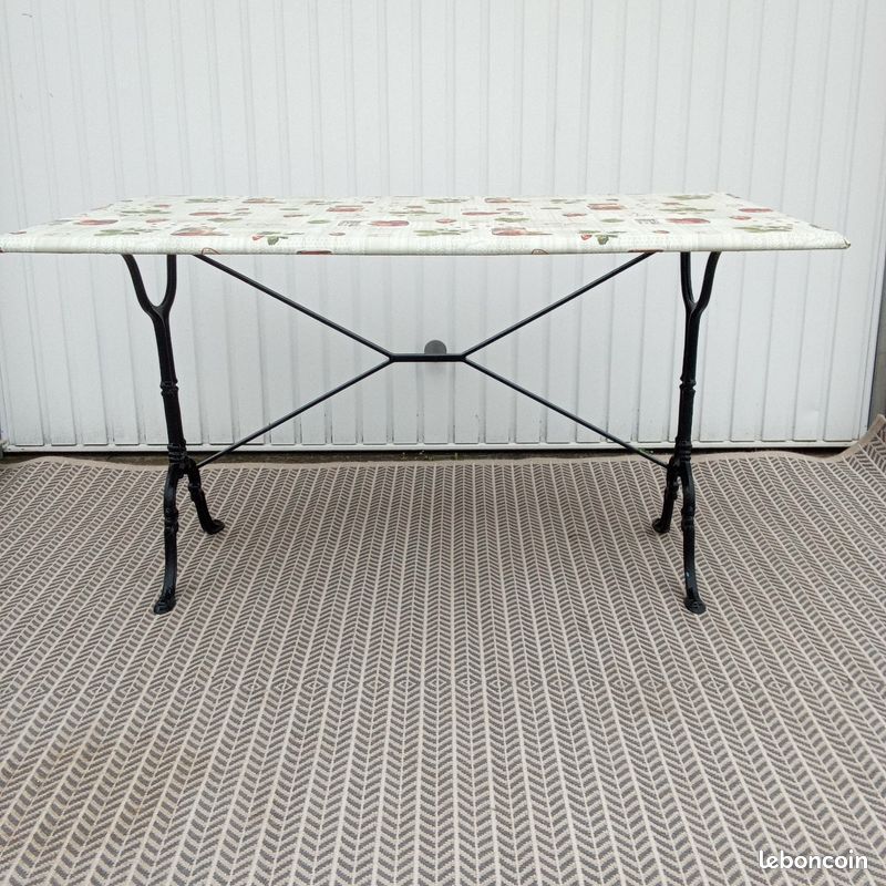 Table style bistrot (image 1)