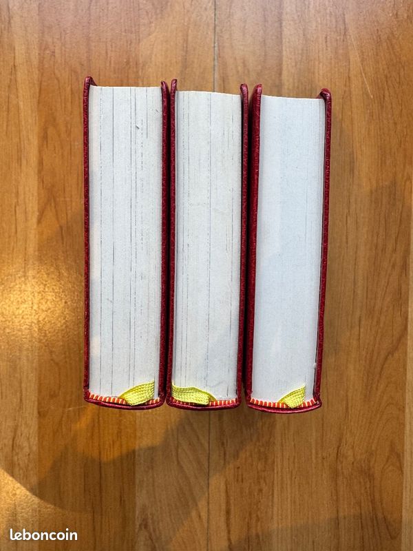 Anna Karenine Tolstoi 3 volumes reliure rouge dorée Cercle Bibliophile bon état (image 3)