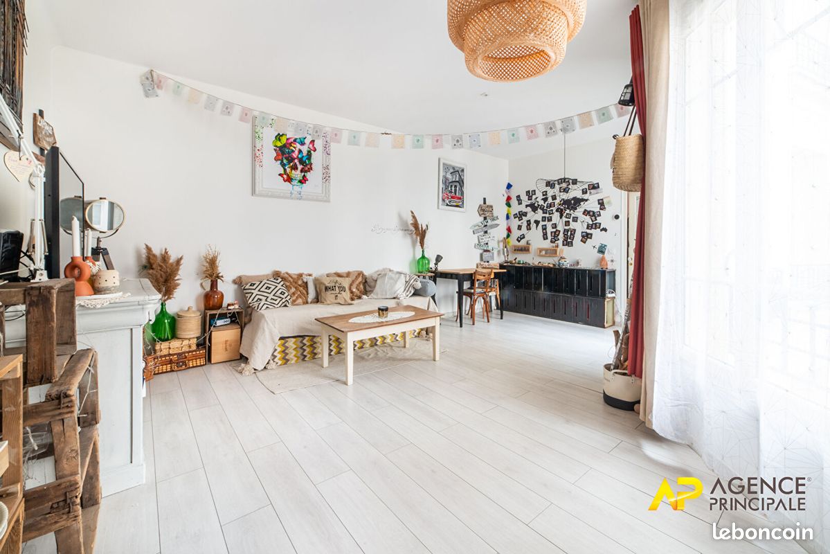 Appartement 2 pièces 49 m² · à La Garenne-Colombes · 49 m² · 309 000 €
