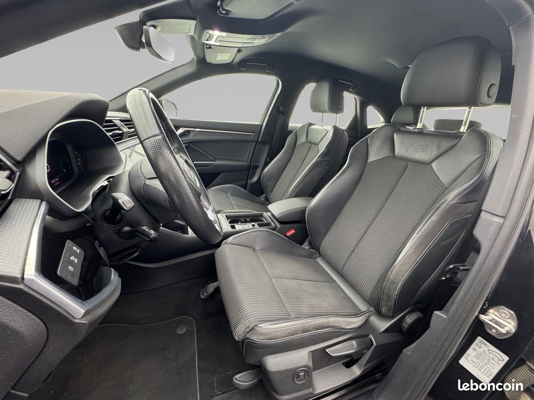 AUDI Q3 Sportback 45 TFSIe 245 ch S tronic 6 S line (image 10)