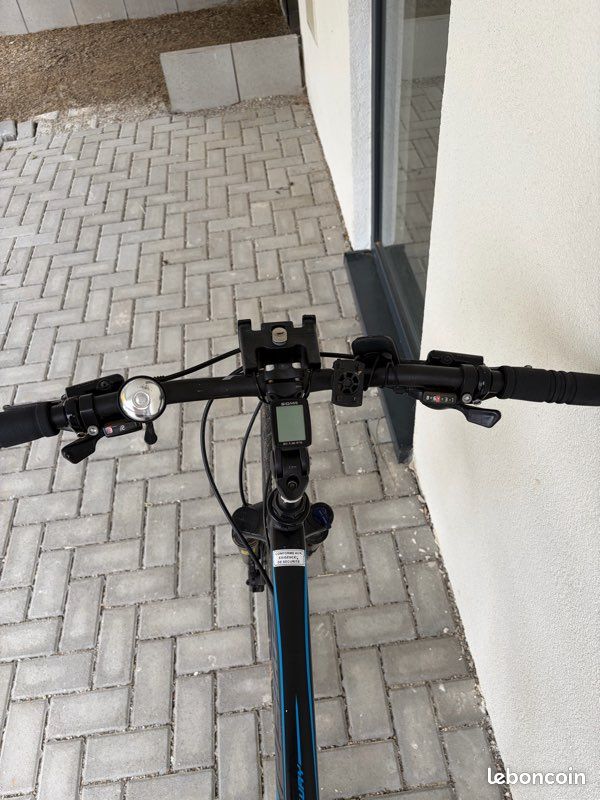 Merida Crossway 20 – VTC 28" – 24 vitesses – Freins à disque – Taille M/L (image 5)