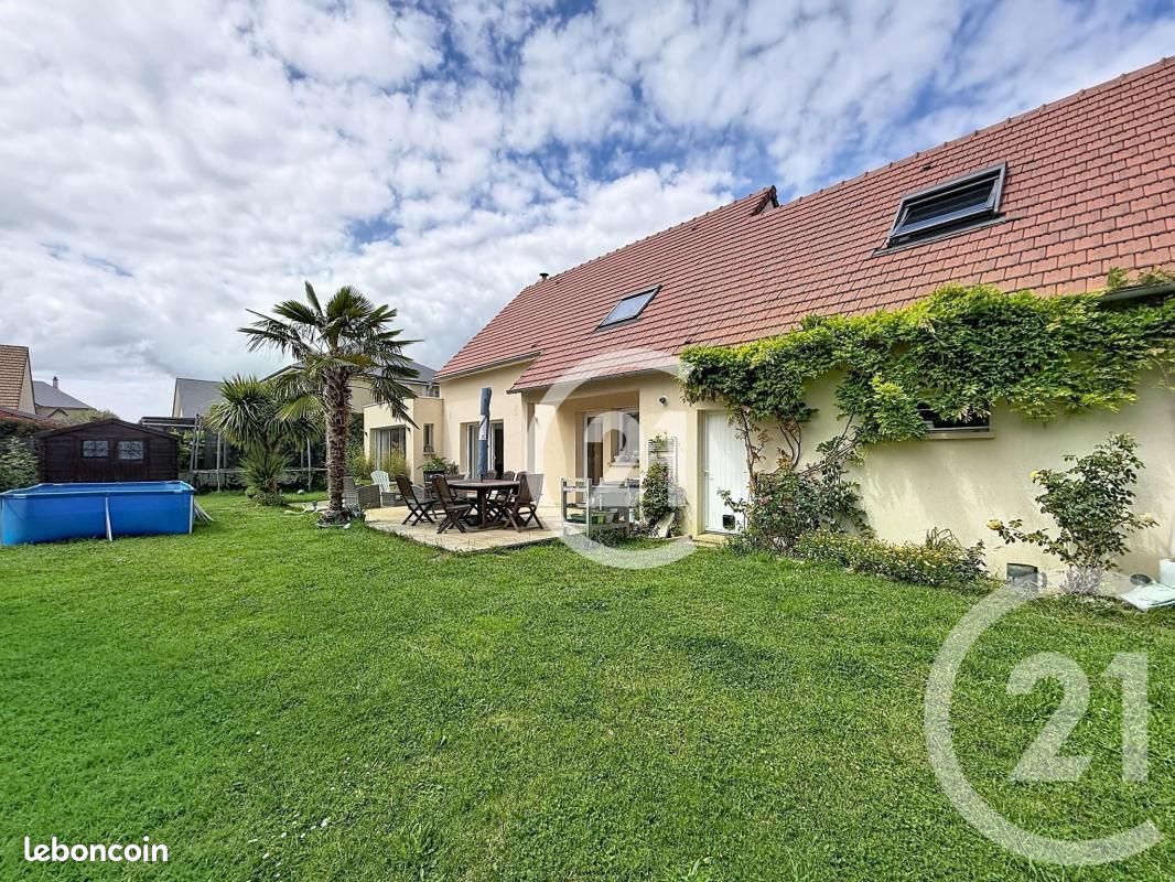Maison 6 pièces 153 m² · à Grentheville · 153 m² · 383 000 €