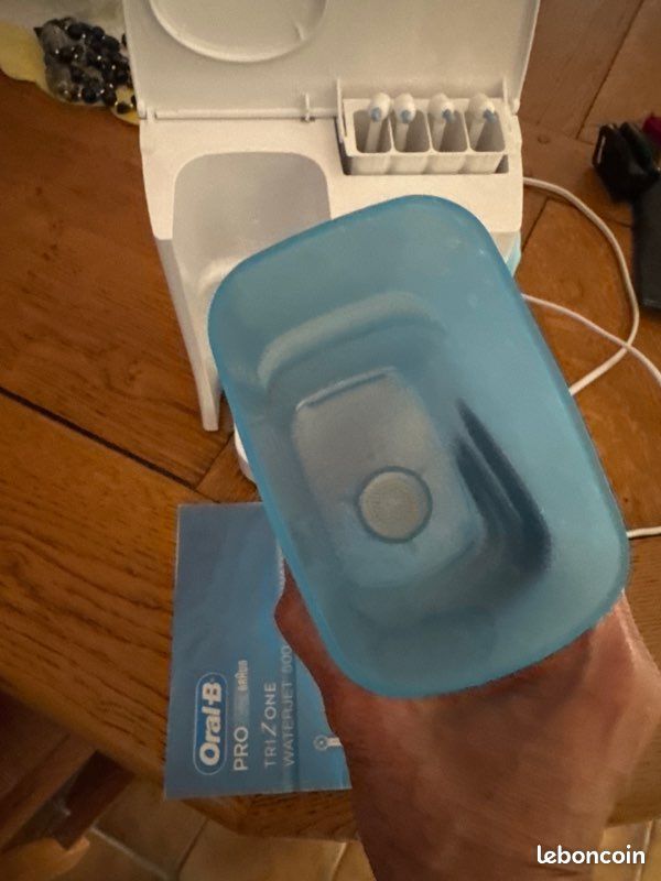 Hydropulseur Oral-B WaterJet 500/1000 en très bon état (image 3)