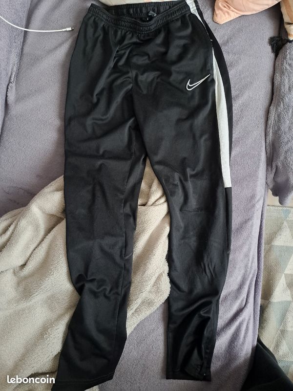 Pantalon nike dri-fit xl (image 1)
