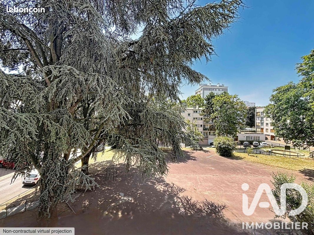Appartement 4 pièces 82 m² · à Montreuil · 82 m² · 249 000 €