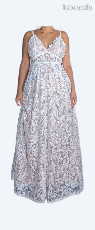 Vend robe bohème à fleurs (image 1)