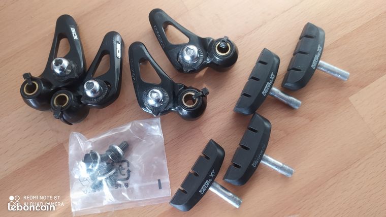 Étriers de frein Deore XT BR M739 - Équipements vélos