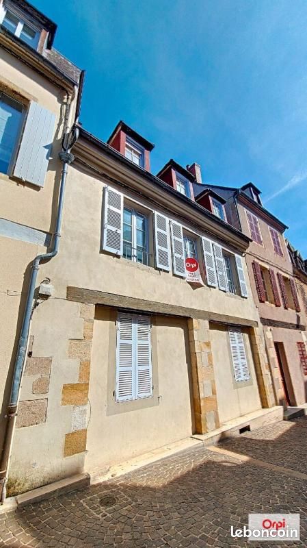 Appartement 2 pièces 47 m² · à Montluçon · 47 m² · 345 €