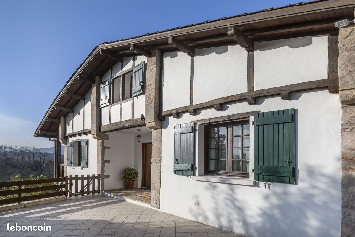Maison 7 pièces 145 m² - Urrugne 64122 (image principale 0)
