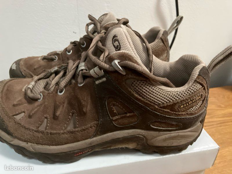 Chaussures randonnée femme (image 1)