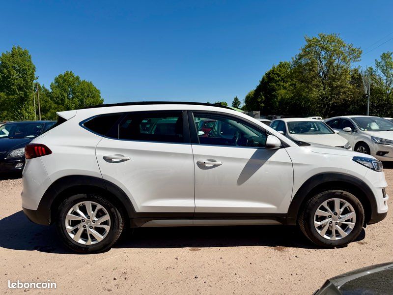 Hyundai tucson 1.6l crdi 115cv phase 2 finition creative 202.000kms 11/2018 toit panoramique ouvrant gps ecran tactile bluetooth (image 5)