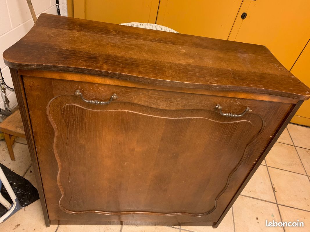 Commode/lit amovible en bois foncé (image 2)