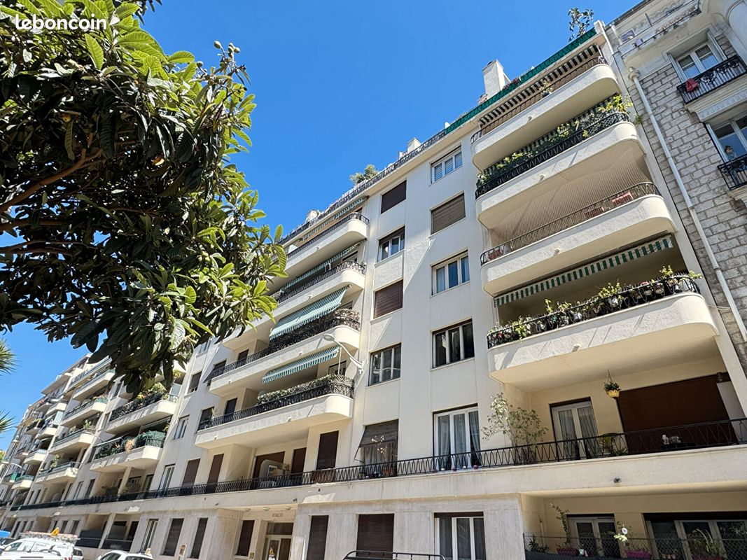 Appartement 2 pièces 49 m² · à Nice · 49 m² · 160 000 €
