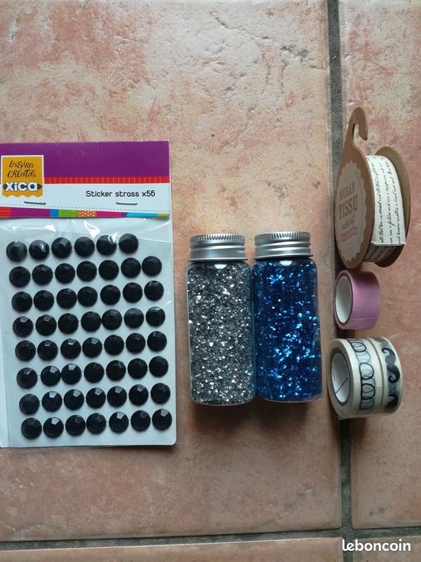 Lot pour scrapbooking / loisirs créatifs (image 1)