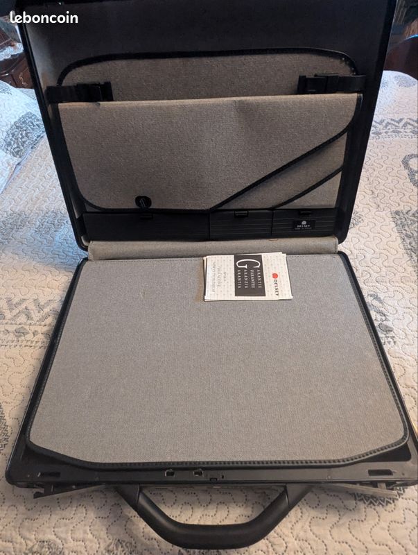 Malette attaché caisse Delsey (image 2)
