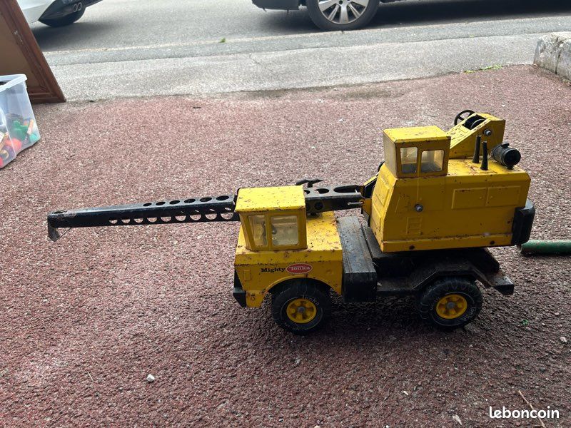Lot De Véhicules Tonka Vintage - Camion Poubelle, Buggy, Grue, élévateur, Tracto-pelle - Occasion