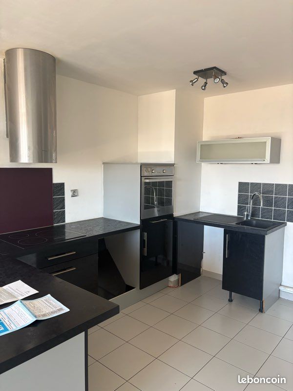 Appartement 2 pièces 37 m² · à Istres · 37 m² · 142 000 €
