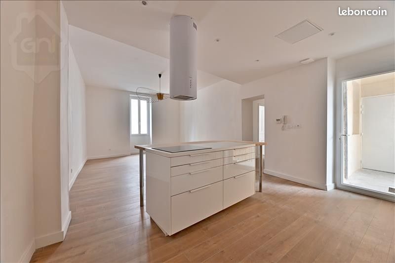 Appartement 4 pièces 88 m² · à Nîmes · 88 m² · 1 020 €