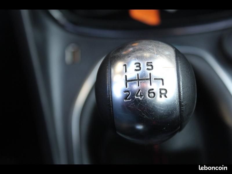 Ford Puma 1.0 Flexifuel 125ch S&S mHEV ST-Line (image 16)