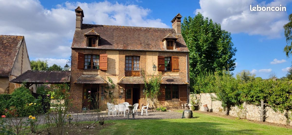 Maison 7 pièces 160 m² · à Tillières-sur-Avre · 160 m² · 386 900 €