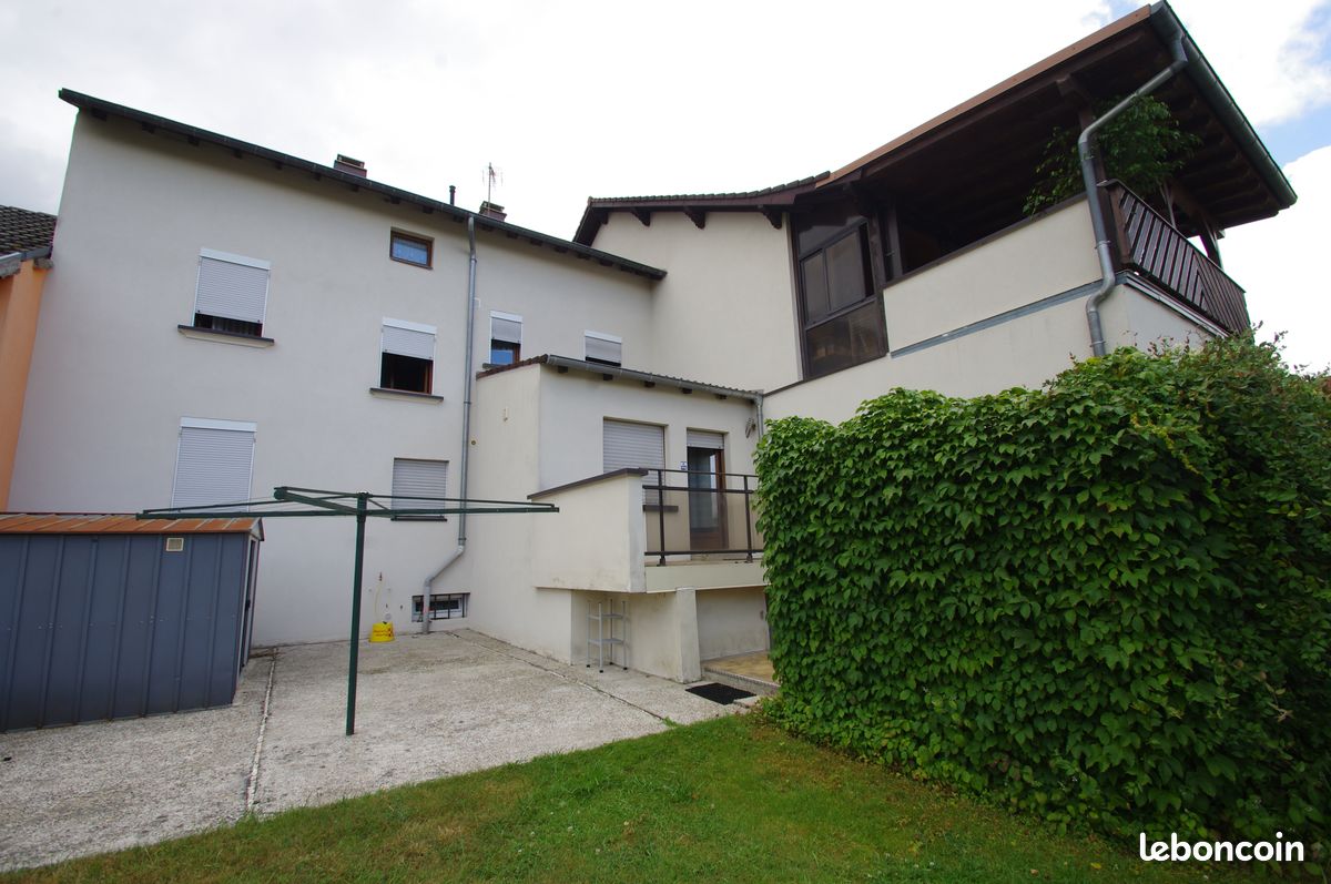 Maison 12 pièces 270 m² · à Sarralbe · 270 m² · 295 000 €