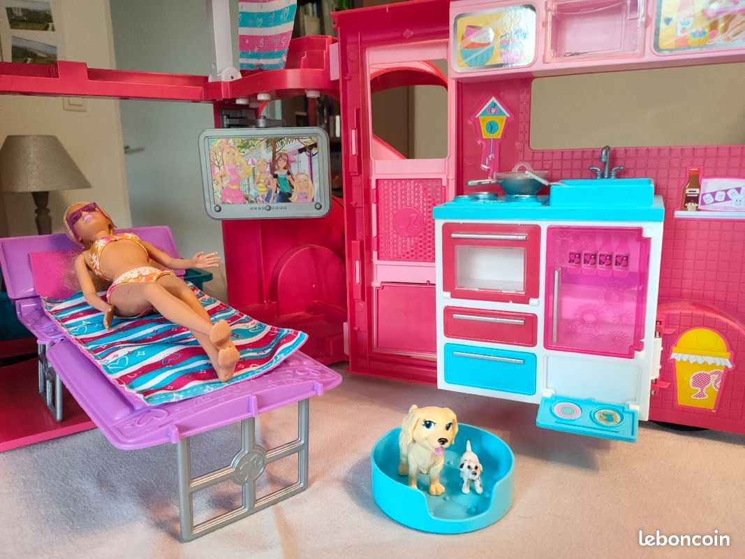 Camping-Car Transformable Barbie + 2 poupees (image 6)