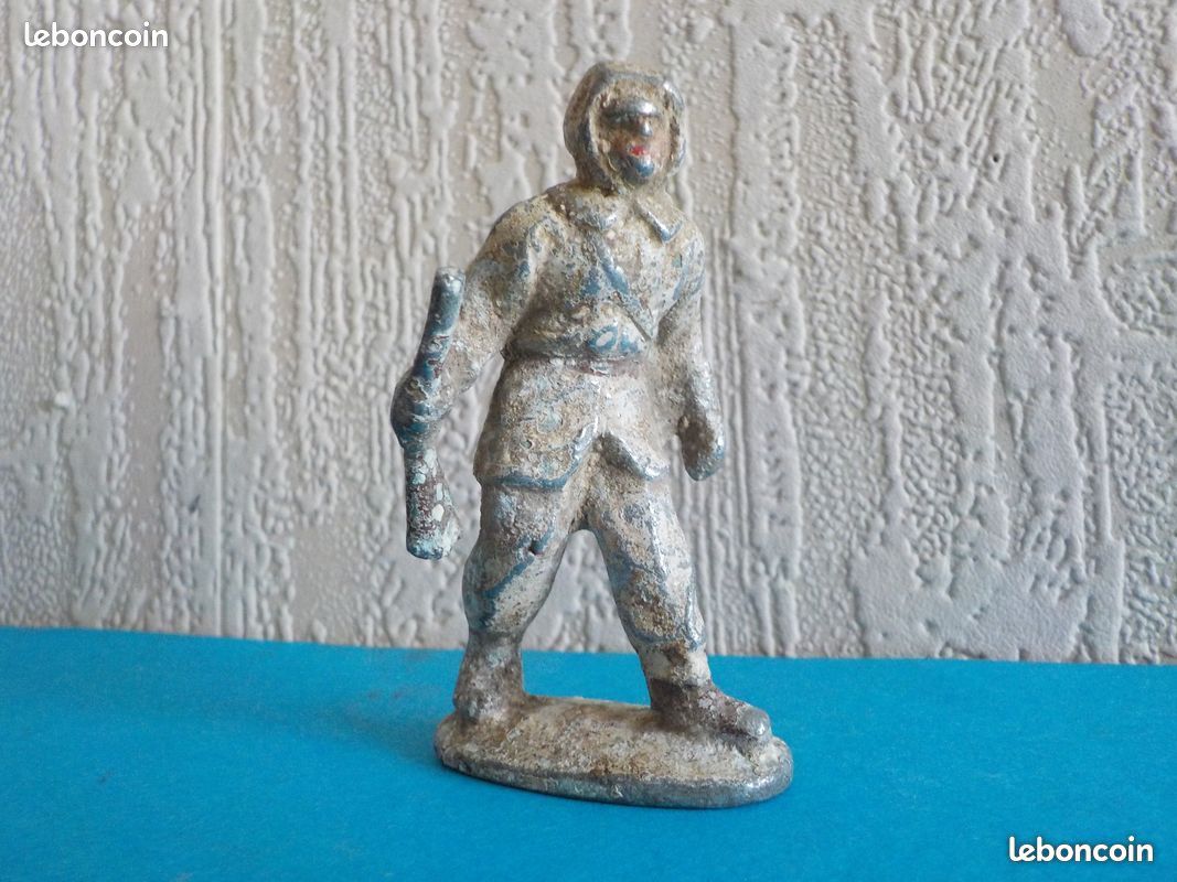 1/32 QUIRALU CHASSEUR ALPIN AU COMBAT 1è SERIE SOLDAT FUSIL A SKI BIS | eBay