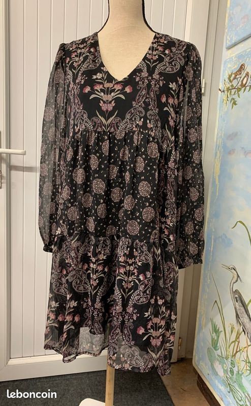 Robe FÉE MARABOUTÉE Taille 42 - Style Normal, Multicolore, Sans Manches, Genou, Neuve Sans étiquettes