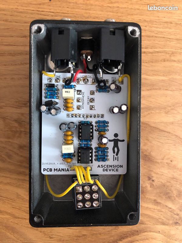 Pédale reverb clone Levitation Earthquaker Devices - Instruments 