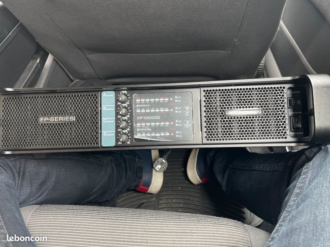 Ampli quatre canaux FP10000Q - Amplificateur professionnel 4 canaux (image 2)