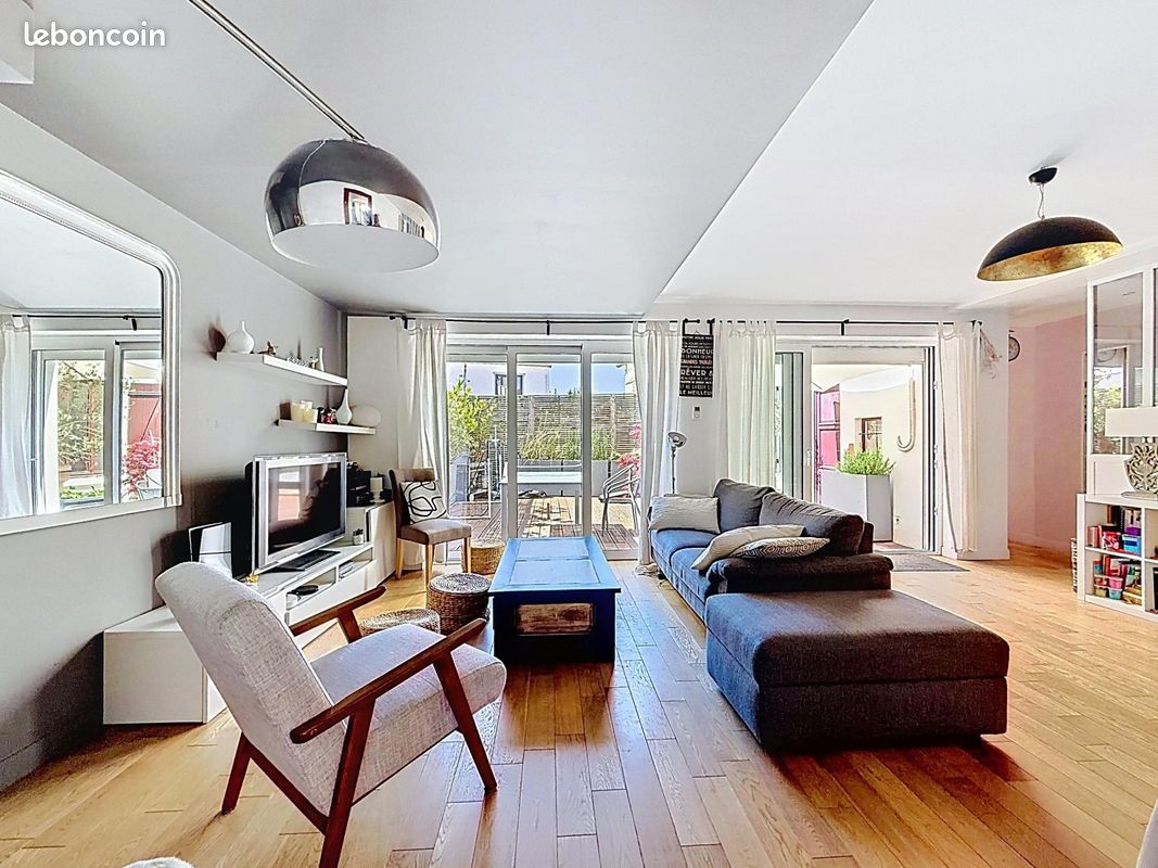 Maison 9 pièces 204 m² · à Croissy-sur-Seine · 204 m² · 1 035 000 €