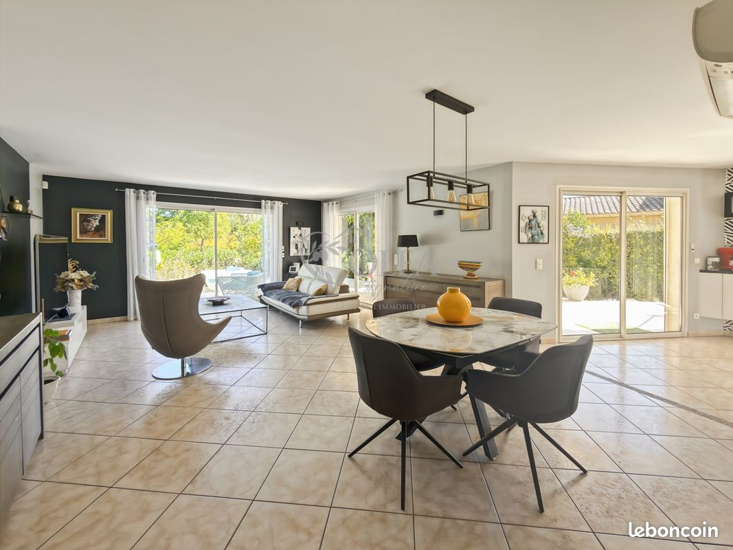 Maison 4 pièces 122 m² · à Montaren-et-Saint-Médiers · 122 m² · 545 000 €