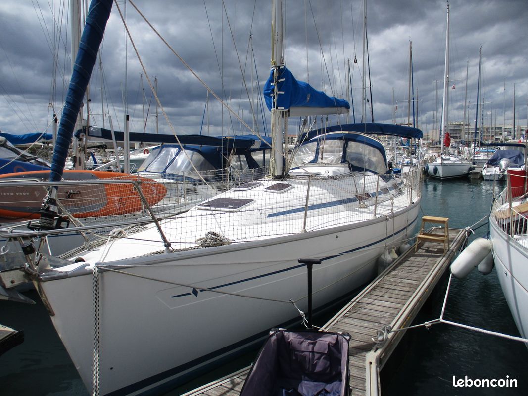 Bavaria 36 cruiser moteur change + place (image 1)