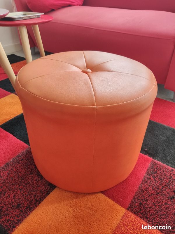 Pouf (image 1)