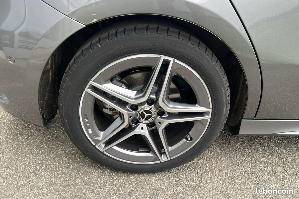 MERCEDES Classe A 200 AMG Line (image 15)