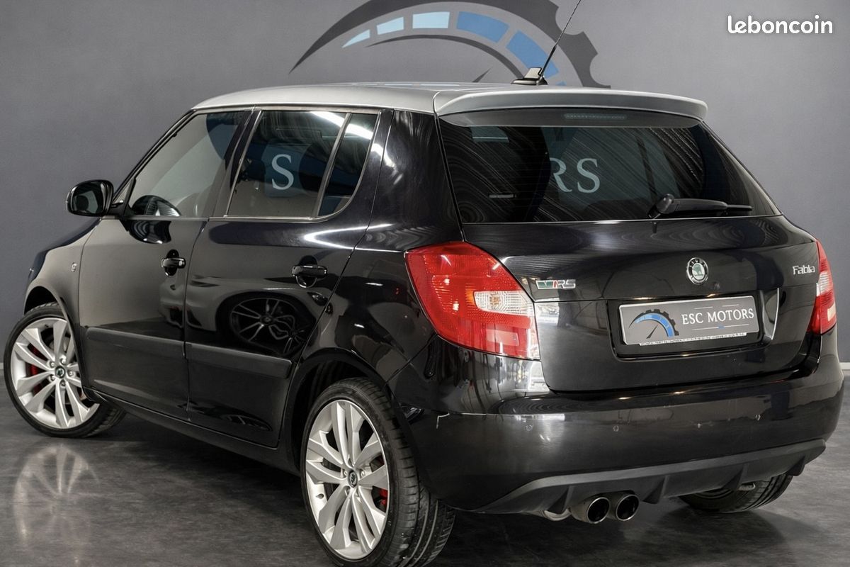 Skoda FABIA 1.4 tsi 180 rs RS DSG - RADAR - GPS - REGULATEUR (image 2)