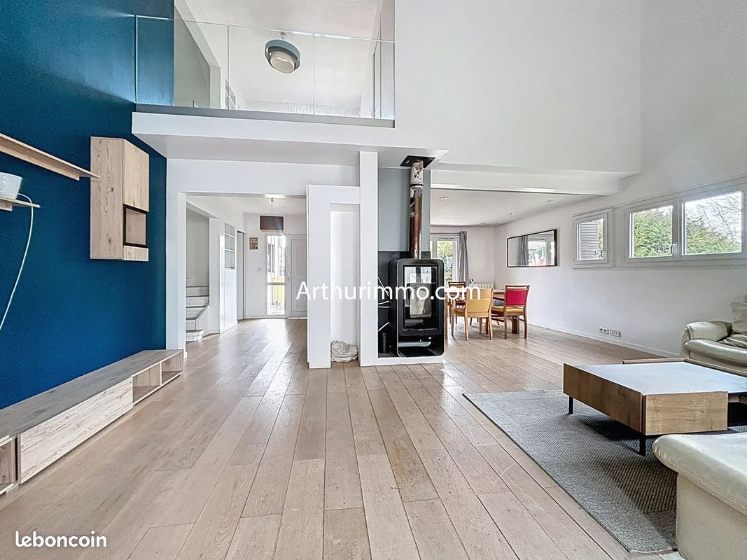 Maison 8 pièces 182 m² · à Limeil-Brévannes · 182 m² · 429 000 €