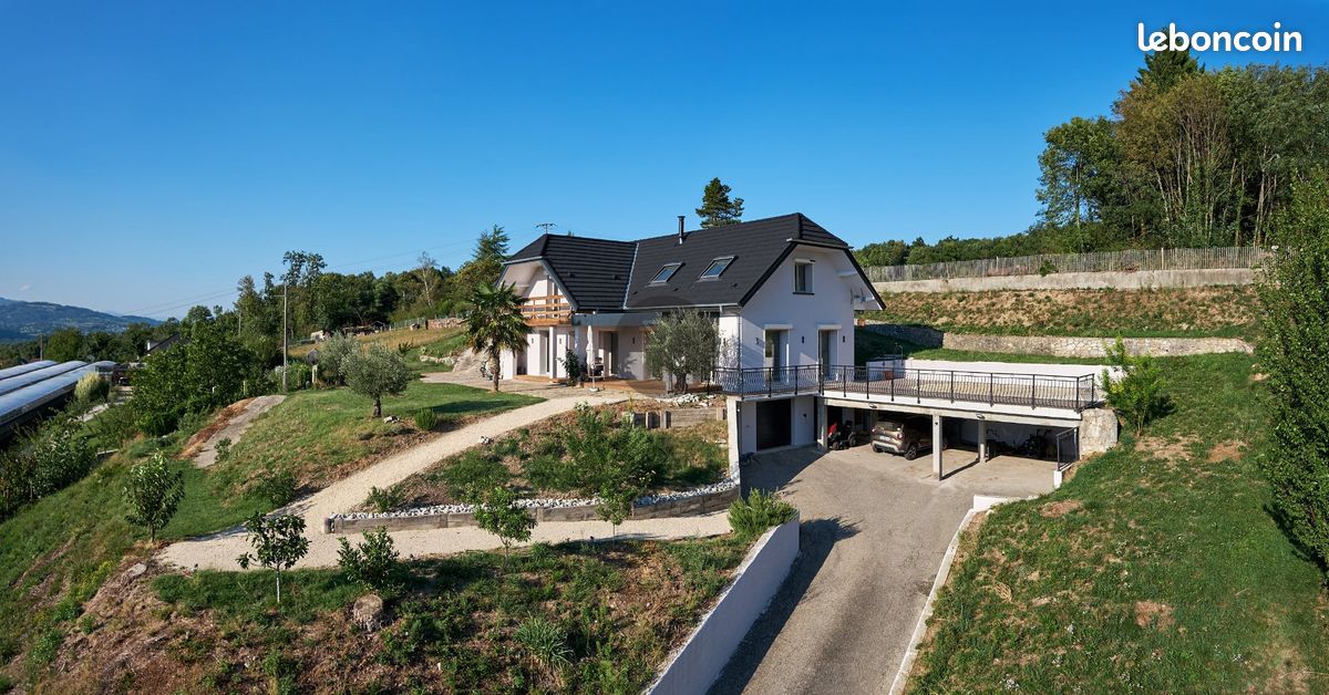 Maison 6 pièces 169 m² · à Mouxy · 169 m² · 1 113 000 €